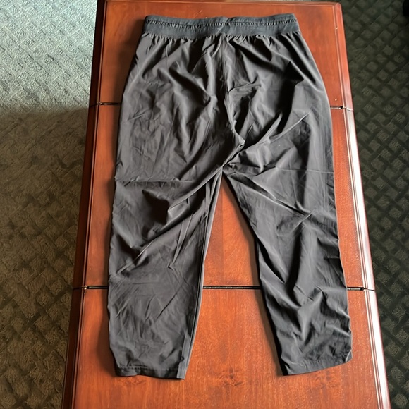 The Group Babaton from Aritzia black pants size XL - Picture 5 of 5